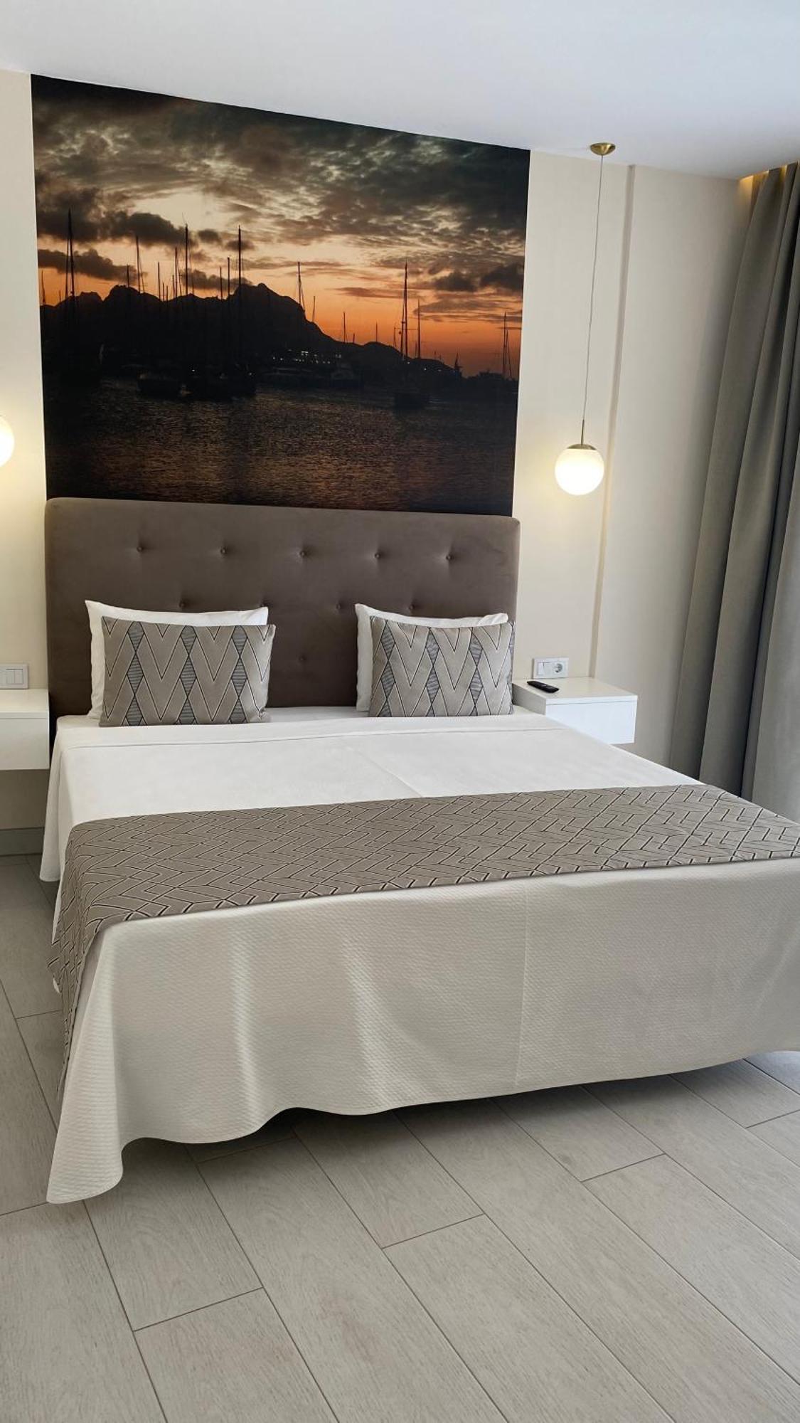 Ouril Mindelo Hotel Buitenkant foto