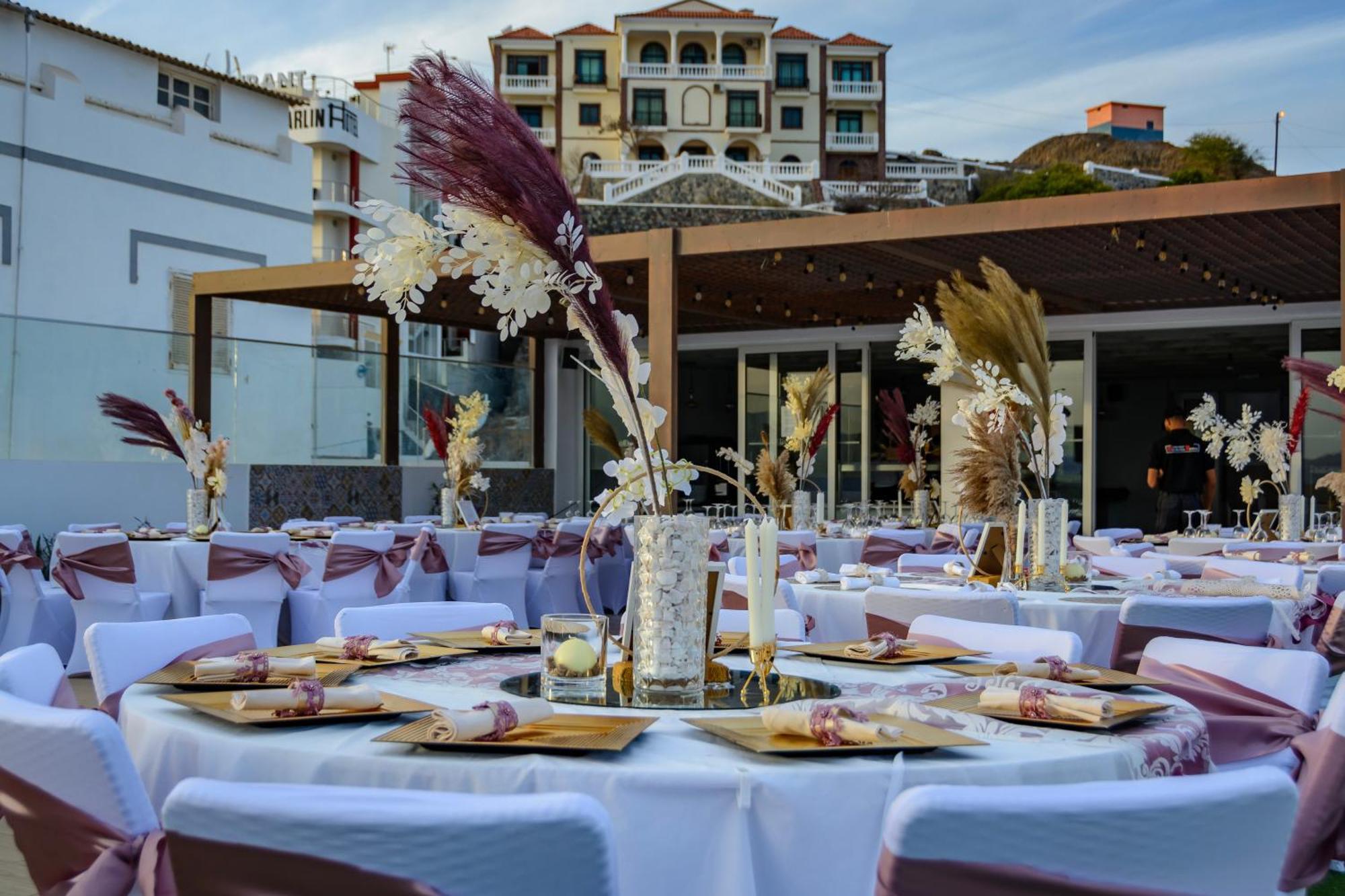 Ouril Mindelo Hotel Buitenkant foto
