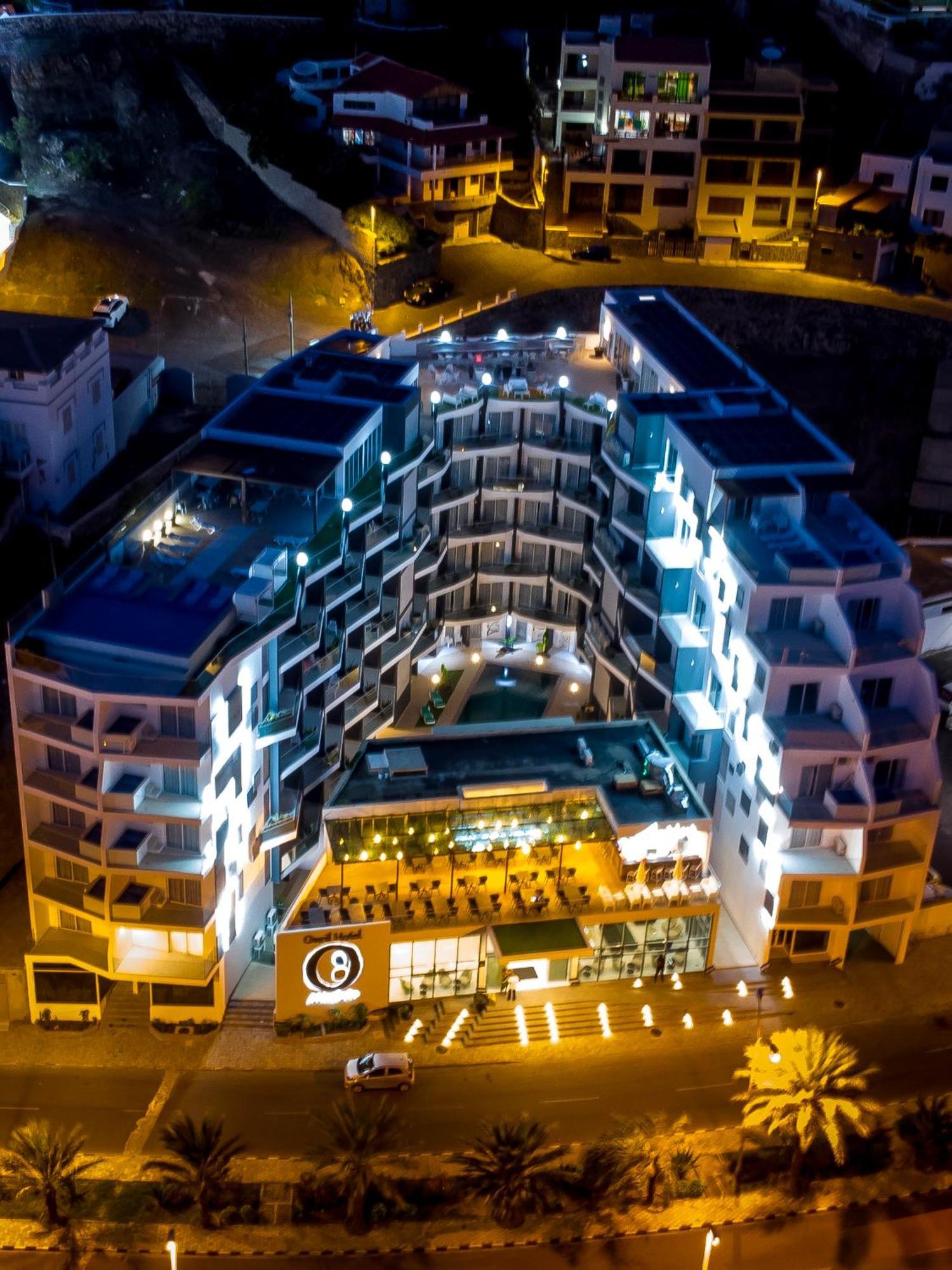 Ouril Mindelo Hotel Buitenkant foto